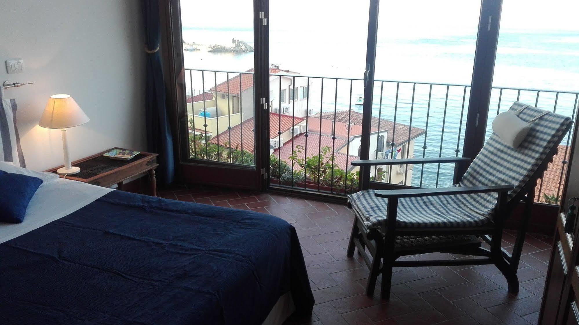 B&B Chianalea 54 Шилла Экстерьер фото
